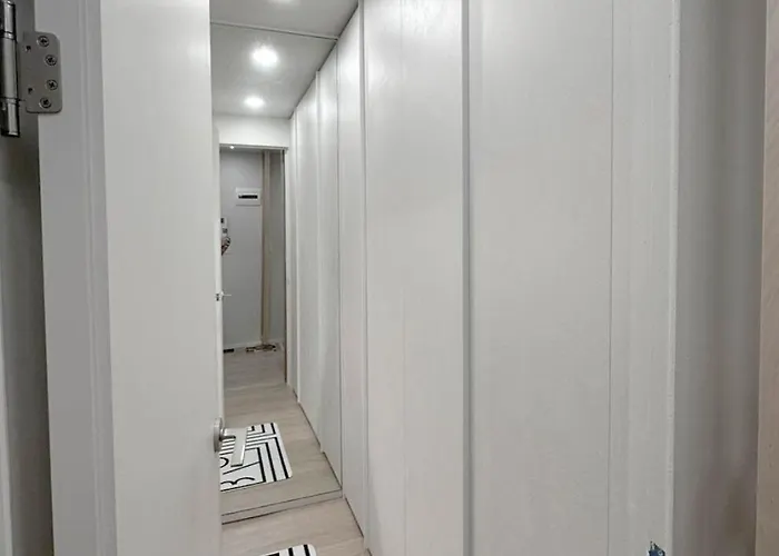 Seongsu 10 Minutes, K-architectural Designers' Unique House Apartment Seoul
